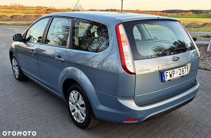 Ford Focus 1.8 Titanium - 8