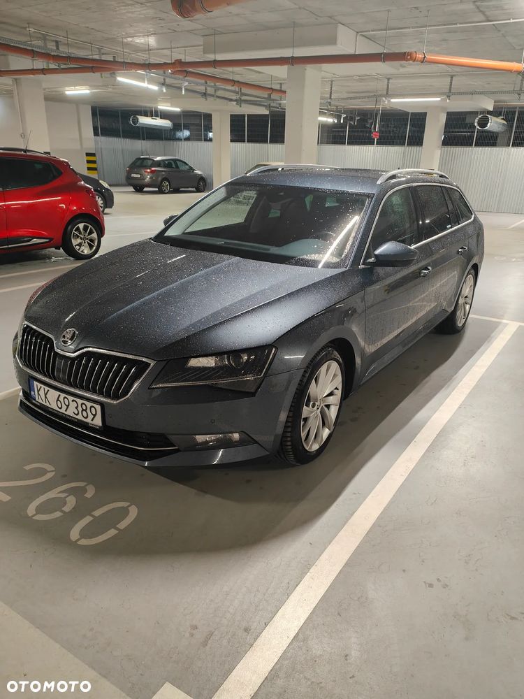 Skoda Superb 2.0 TDI 4x4 Ambition DSG - 1