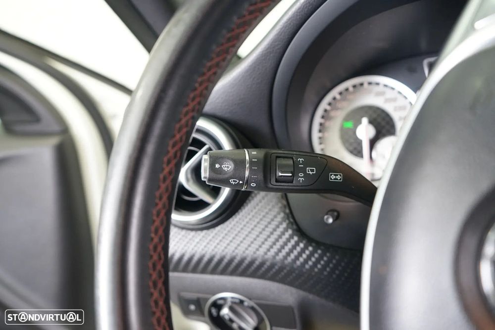 Mercedes-Benz A 180 d AMG Line Aut. - 24