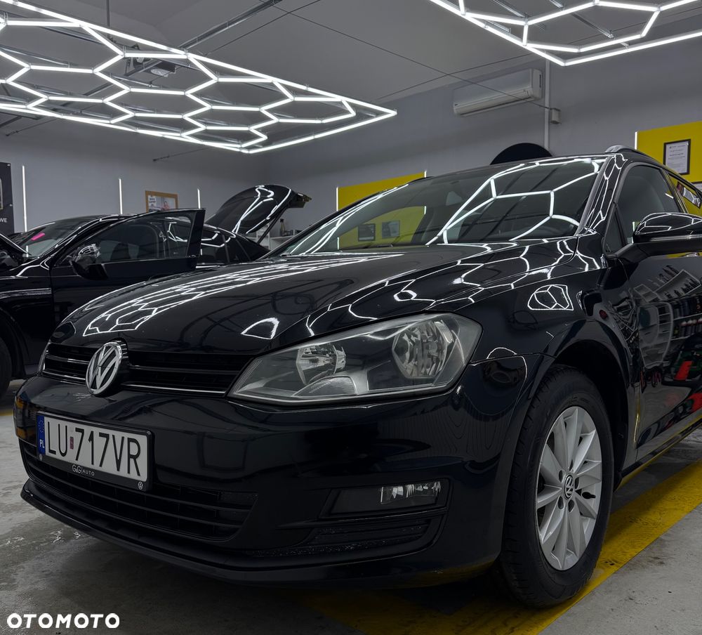 Volkswagen Golf - 5