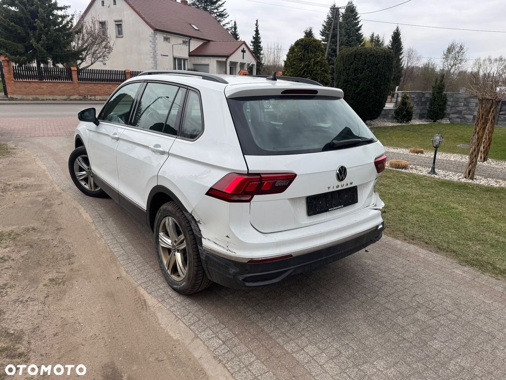 Volkswagen Tiguan 2.0 TDI SCR 4MotION DSG Elegance - 9