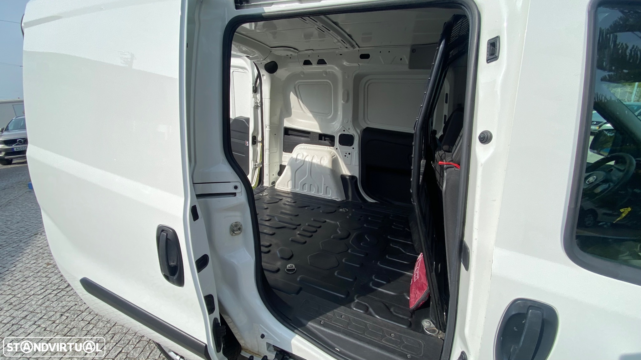 Fiat Doblo 1.3 Multijet - 12
