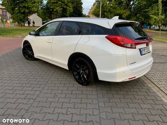Honda Civic 1.8 Lifestyle (ADAS / Connect+) - 4