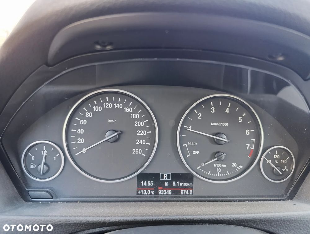 BMW Seria 3 318i - 5