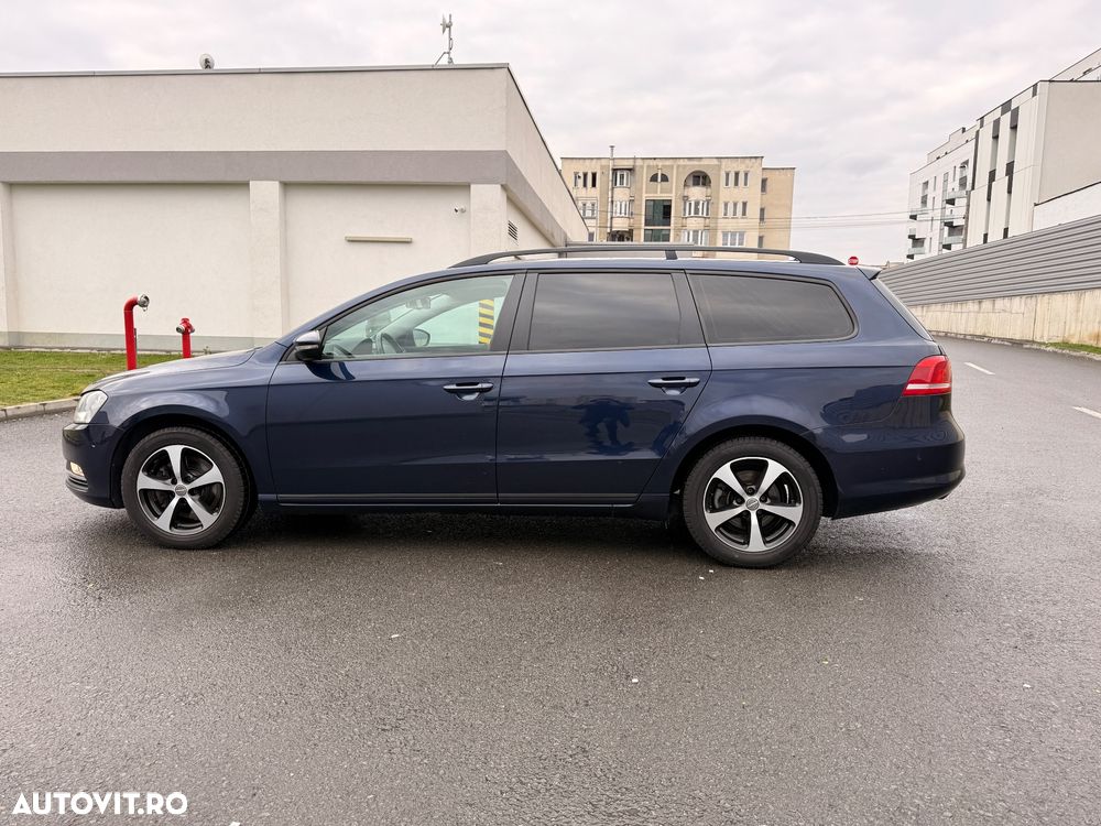 Volkswagen Passat Variant 2.0 Blue TDI DSG SCR Business Edition - 5