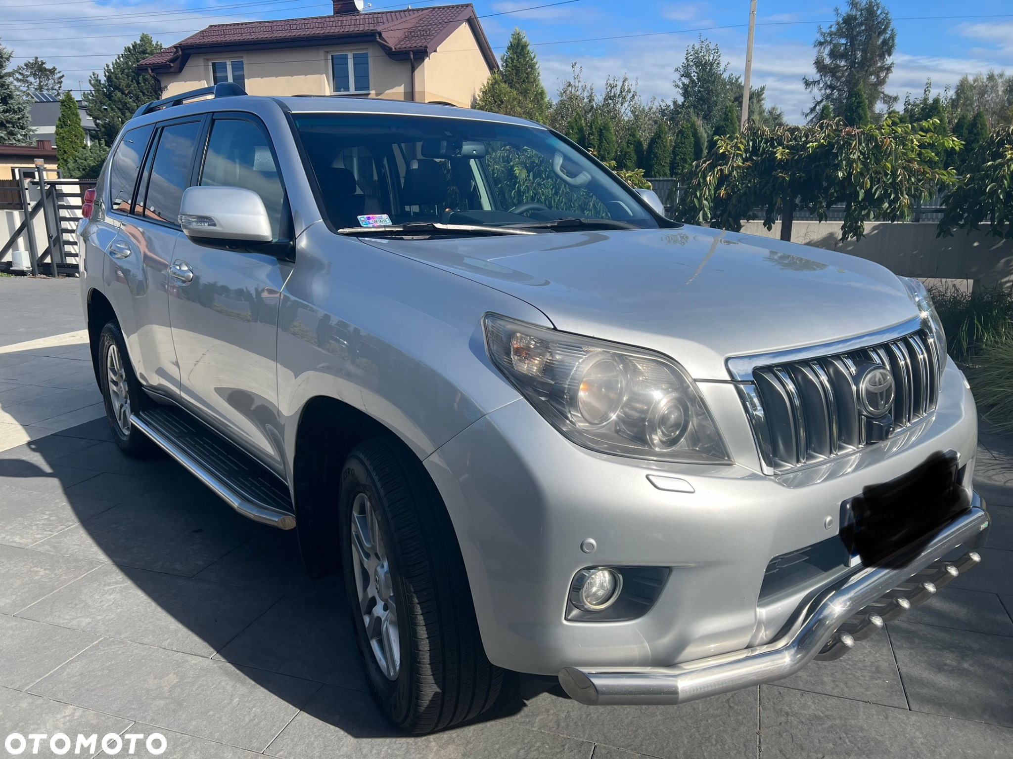 Toyota Land Cruiser - 4