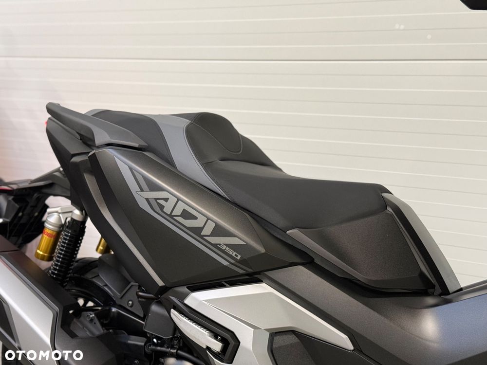 Honda ADV350 - 15