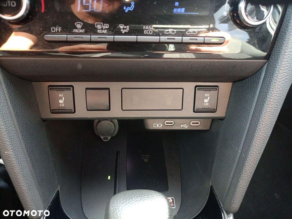 Toyota Yaris Cross Hybrid 1.5 Style - 18