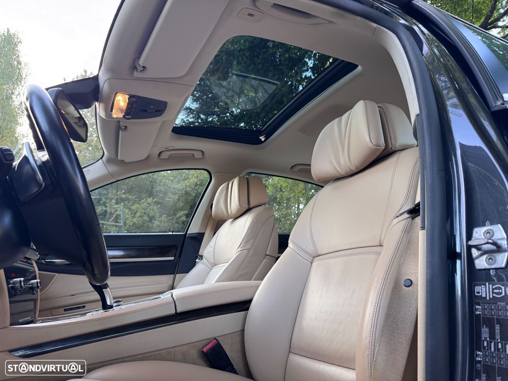 BMW 740 d - 26