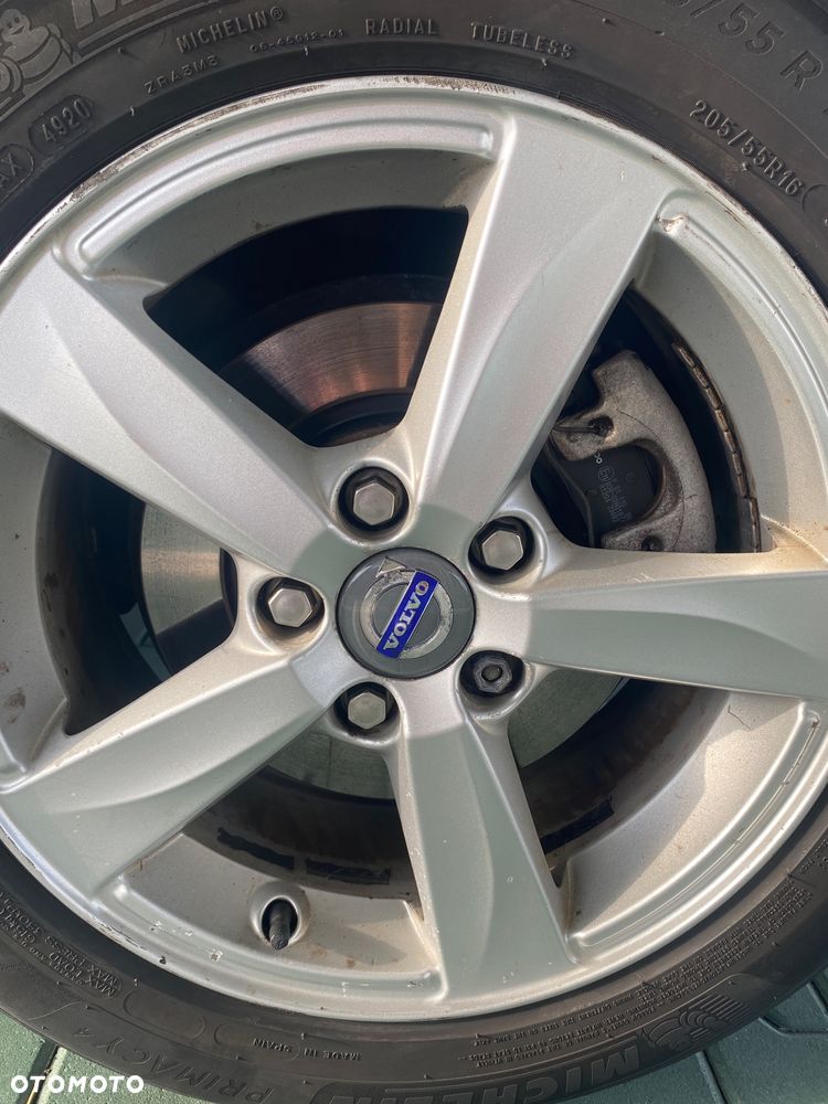 Volvo C30 D2 R-Design - 4