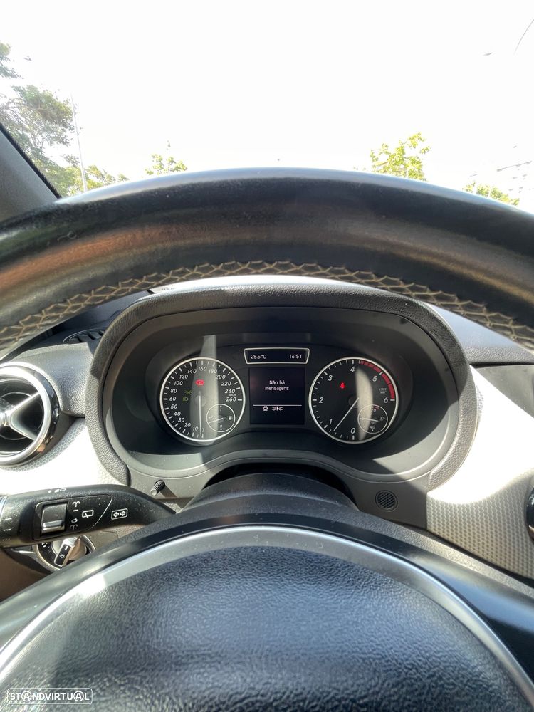 Mercedes-Benz B 180 CDI BlueEFFICIENCY - 8