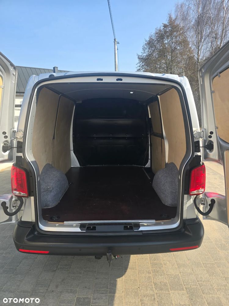 Volkswagen Transporter T6.1 - 11