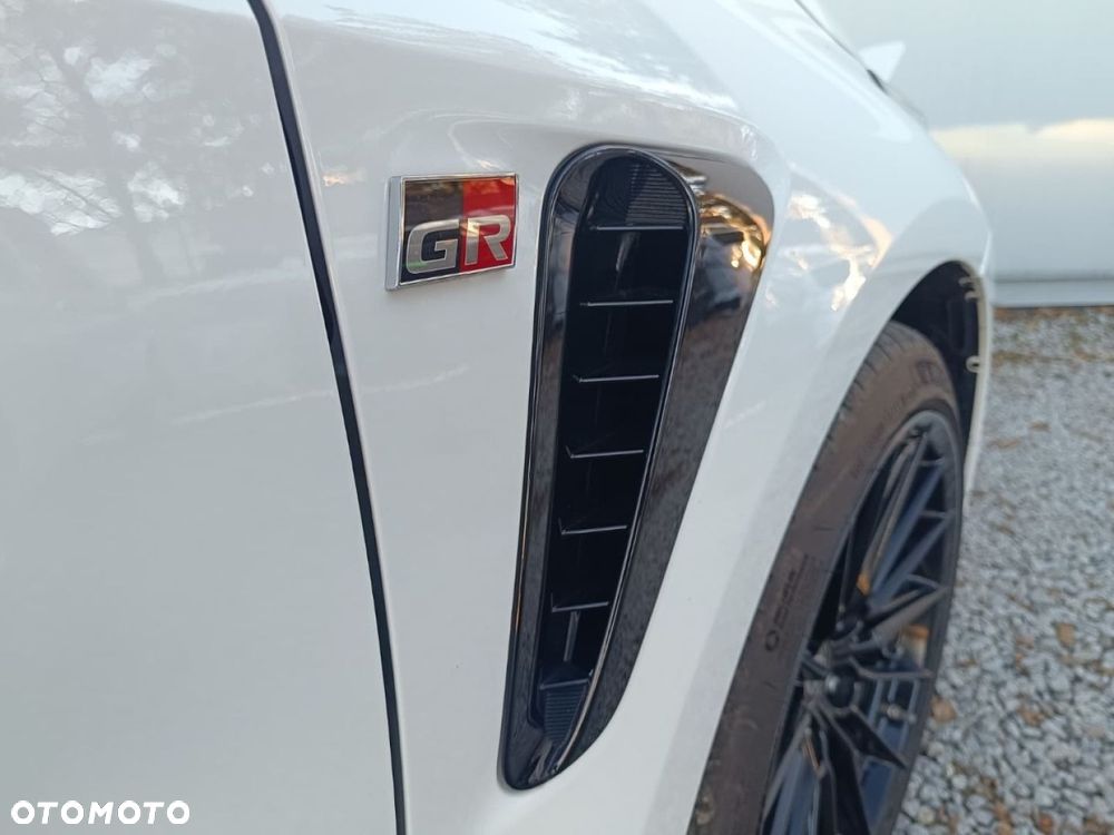 Toyota GR Corolla - 38