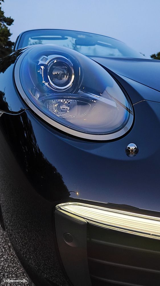 Porsche 911 Série F - 11