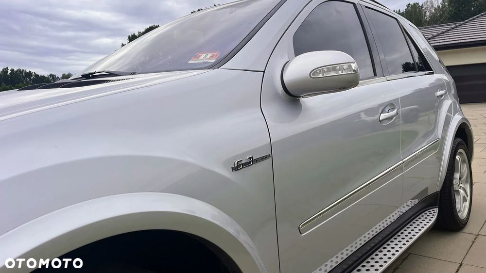 Mercedes-Benz ML 63 AMG 4-Matic - 14