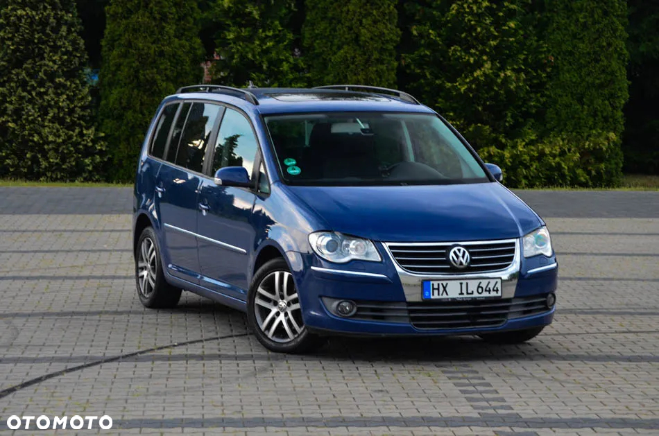 Volkswagen Touran 2.0 TDI DPF Highline - 4