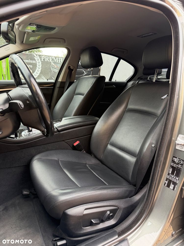 BMW Seria 5 520d Efficient Dynamics Edition Luxury Line - 27