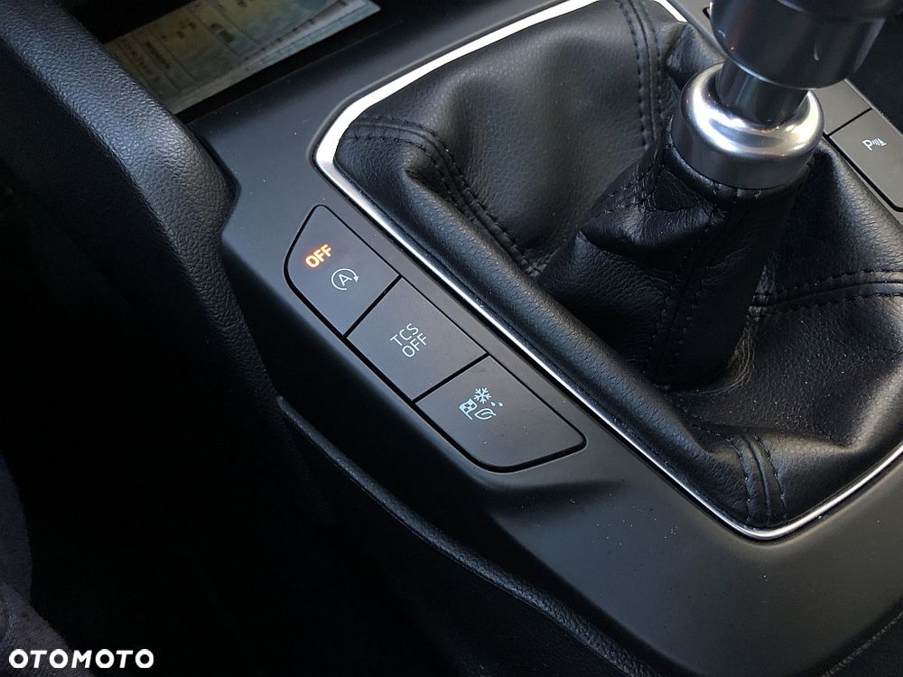Ford Focus 1.5 EcoBlue SCR Connected - 19