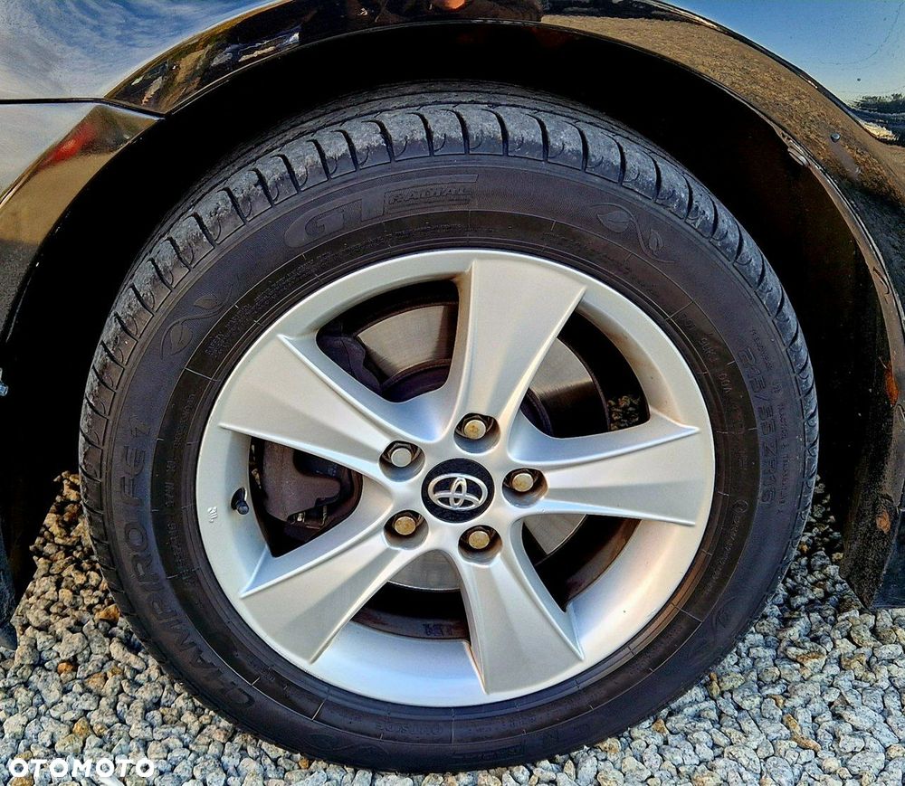 Toyota Avensis 2.0 D-4D Sol - 21