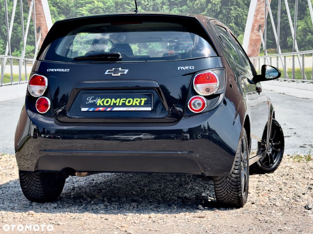 Chevrolet Aveo - 11