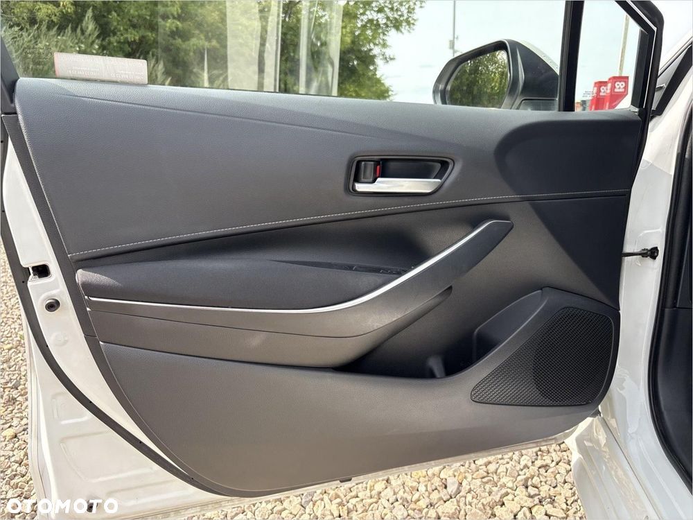 Toyota Corolla 1.8 Hybrid GPF Comfort - 12