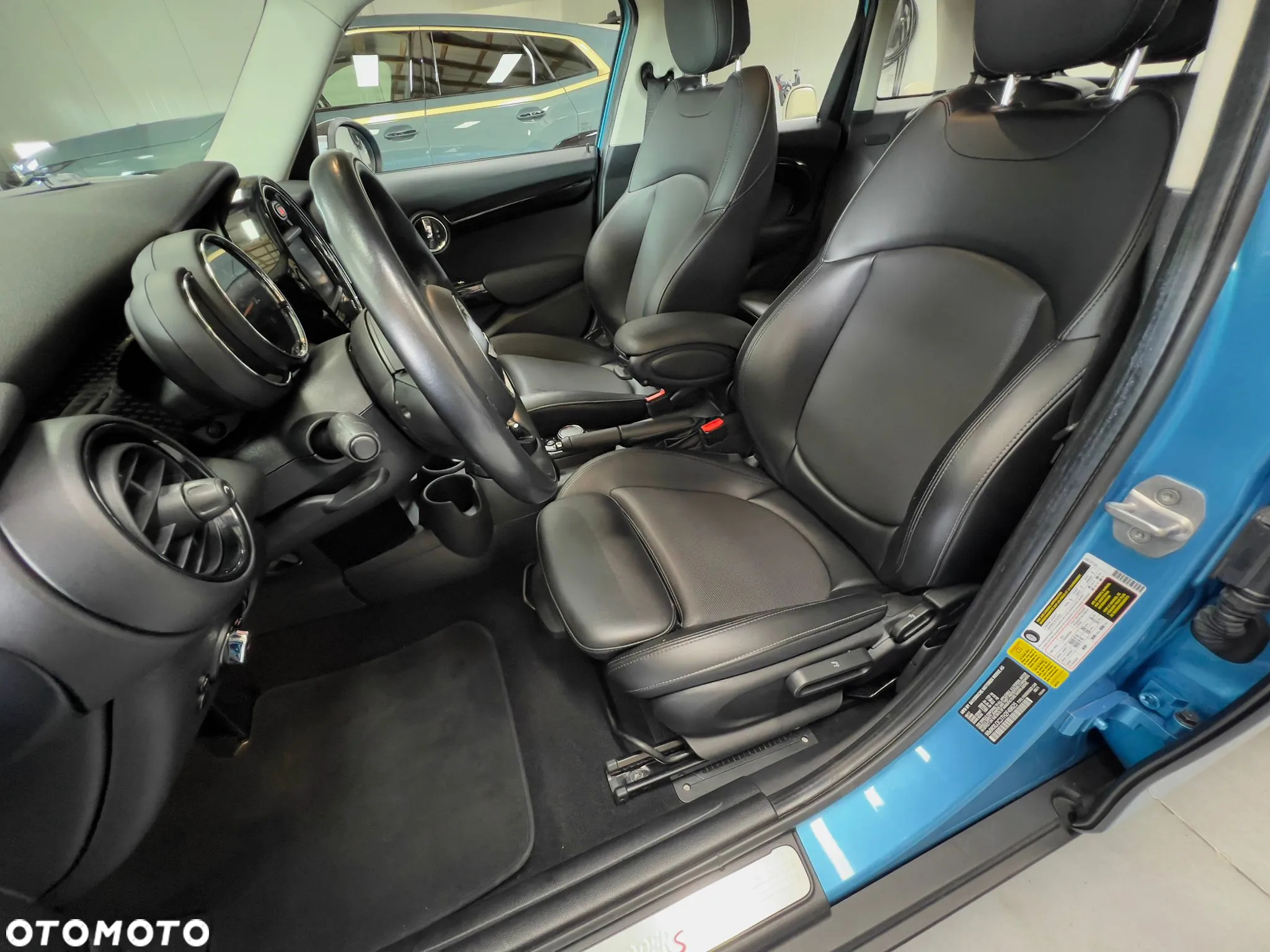 MINI Cooper S - 3