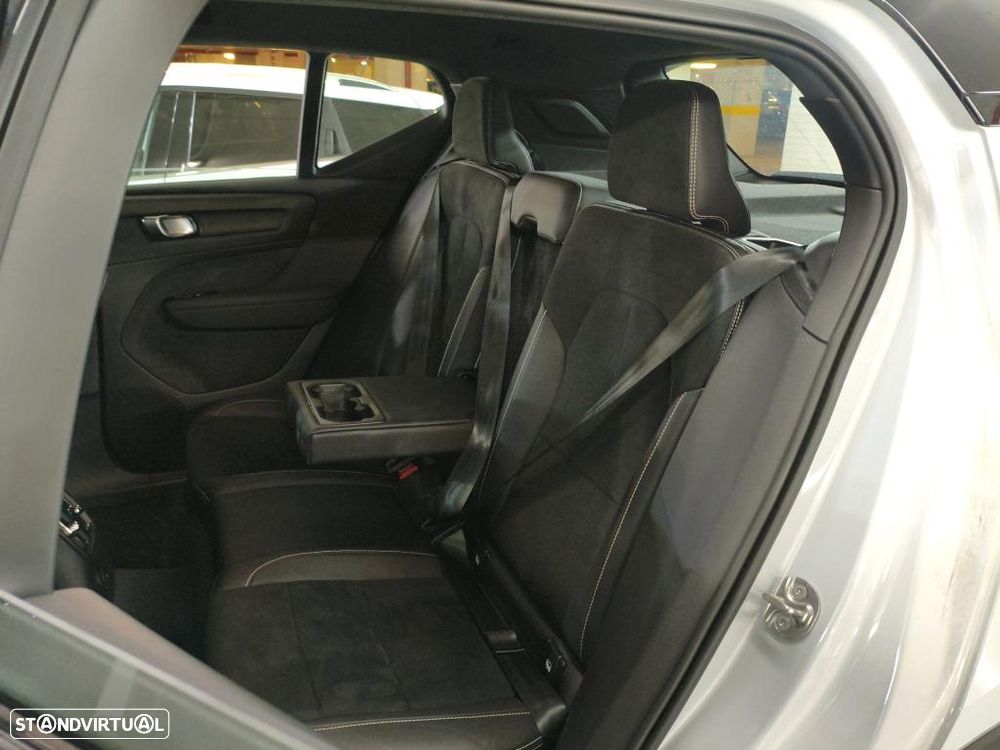 Volvo XC 40 1.5 T5 PHEV R-Design - 8