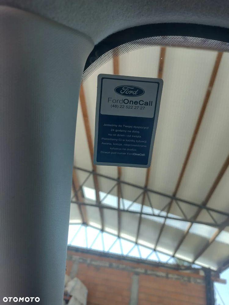 Ford Transit Connect - 11