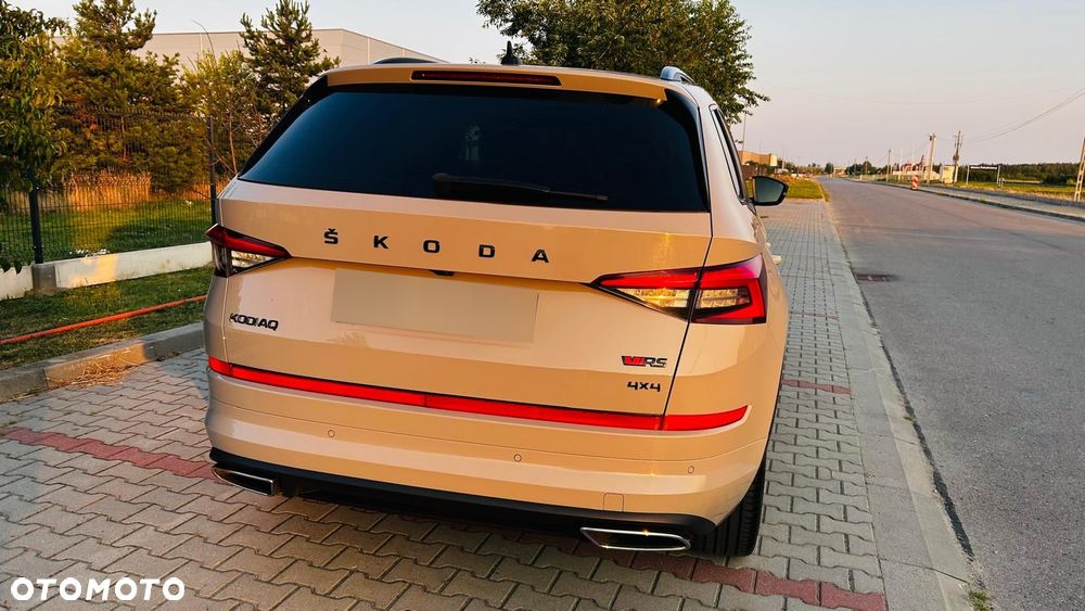 Skoda Kodiaq ver-2-0-bi--tdi-4x4-rs-dsg - 2