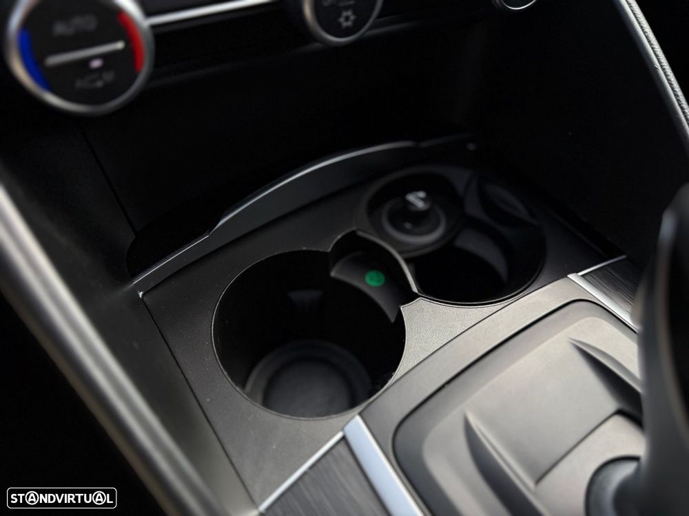 Alfa Romeo Giulia 2.2 D Super AT8 - 41