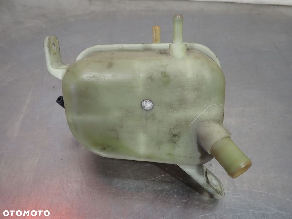 ZBIORNICZEK WYRÓWNAWCZY KIA CEED - 3