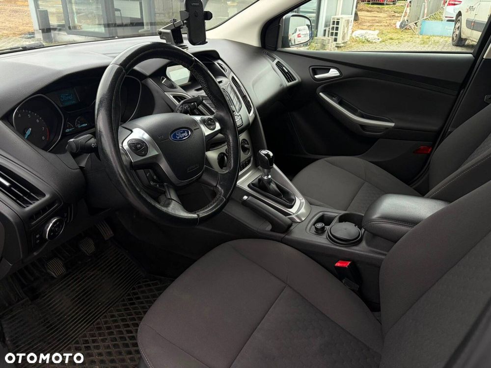 Ford Focus 1.6 EcoBoost Gold X (Trend) - 4