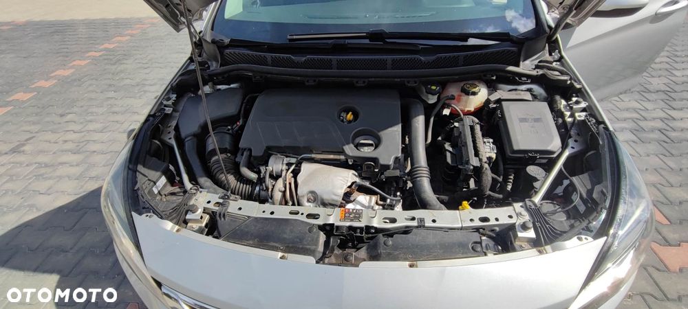 Opel Astra 1.6 T GPF Enjoy S&S - 17