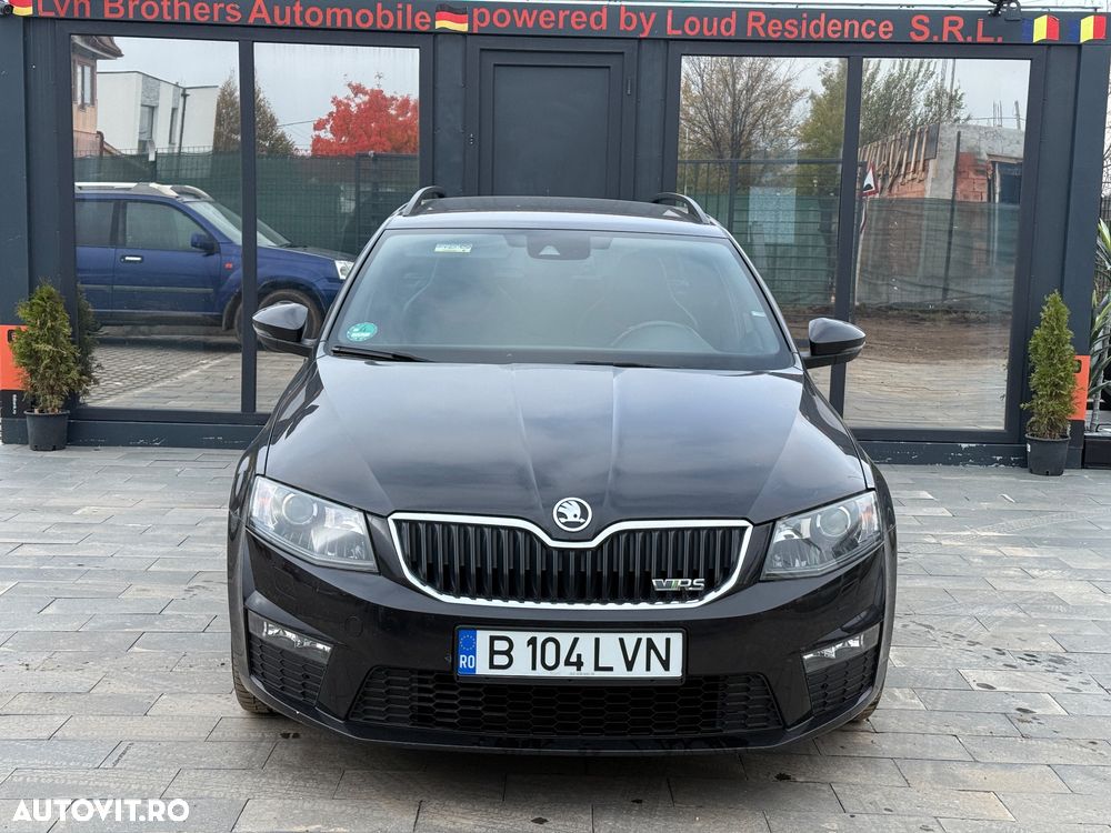 Skoda Octavia Combi Diesel 2.0 TDI DSG RS - 36