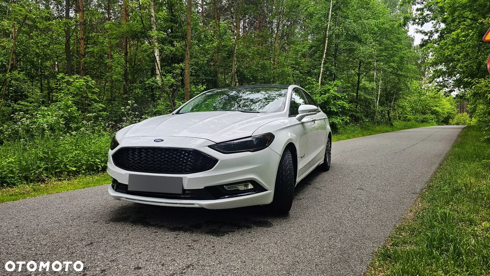 Ford Mondeo 2.0 Hybrid Titanium - 3