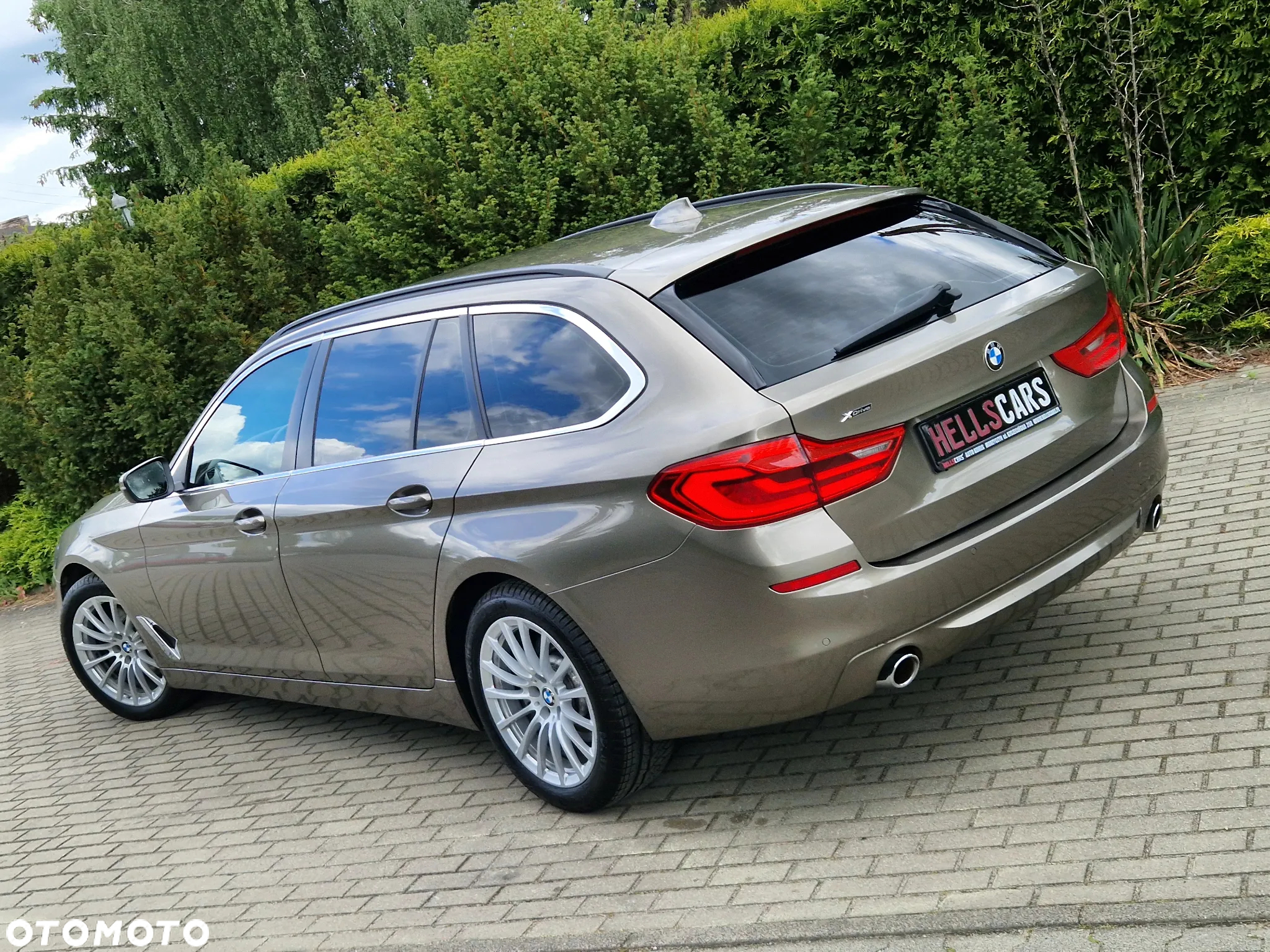BMW Seria 5 520d xDrive Touring - 18