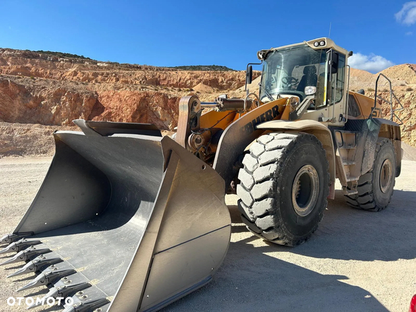 Liebherr L576 x power