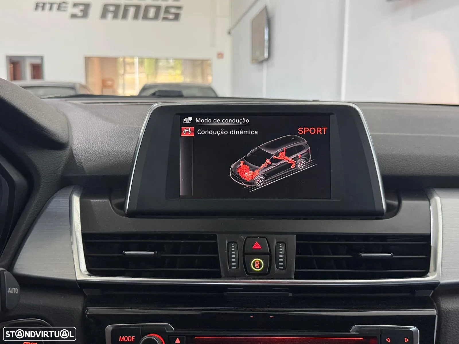 BMW 216 Gran Tourer d - 38
