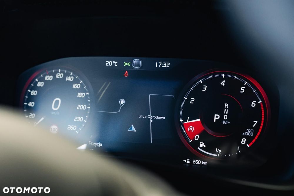 Volvo XC 40 T4 AWD - 31