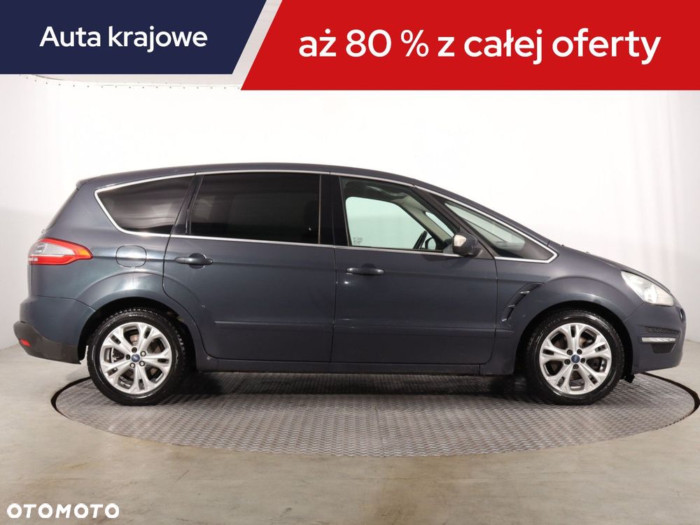 Ford S-Max - 8