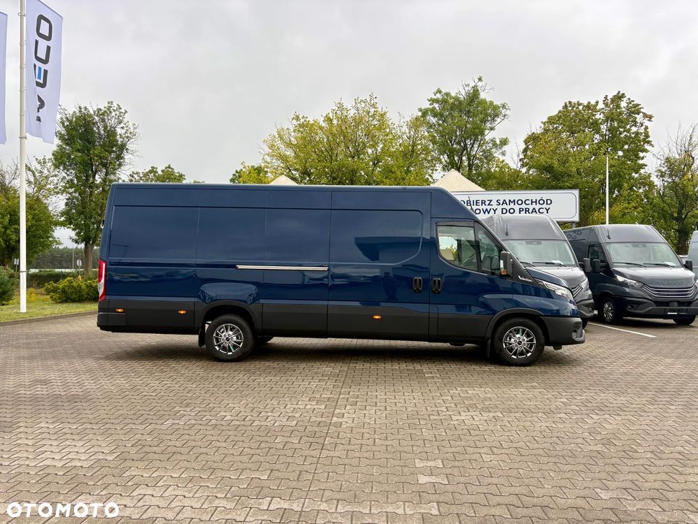 Iveco Daily 35S18HA8 V 3.0 Diesel 180 KM AT8 Zf L4H2 - 33