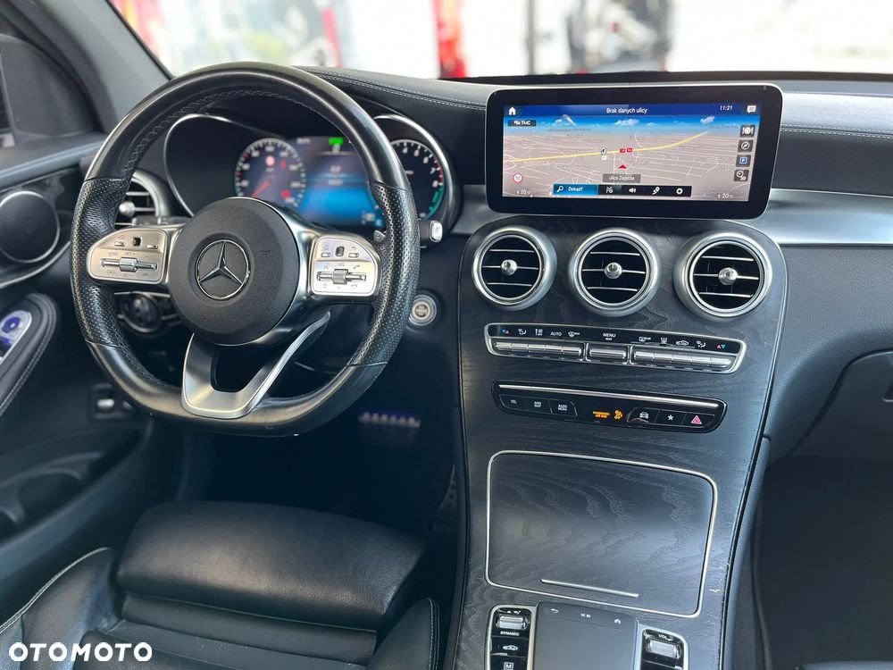 Mercedes-Benz GLC 300 e 4-Matic - 18