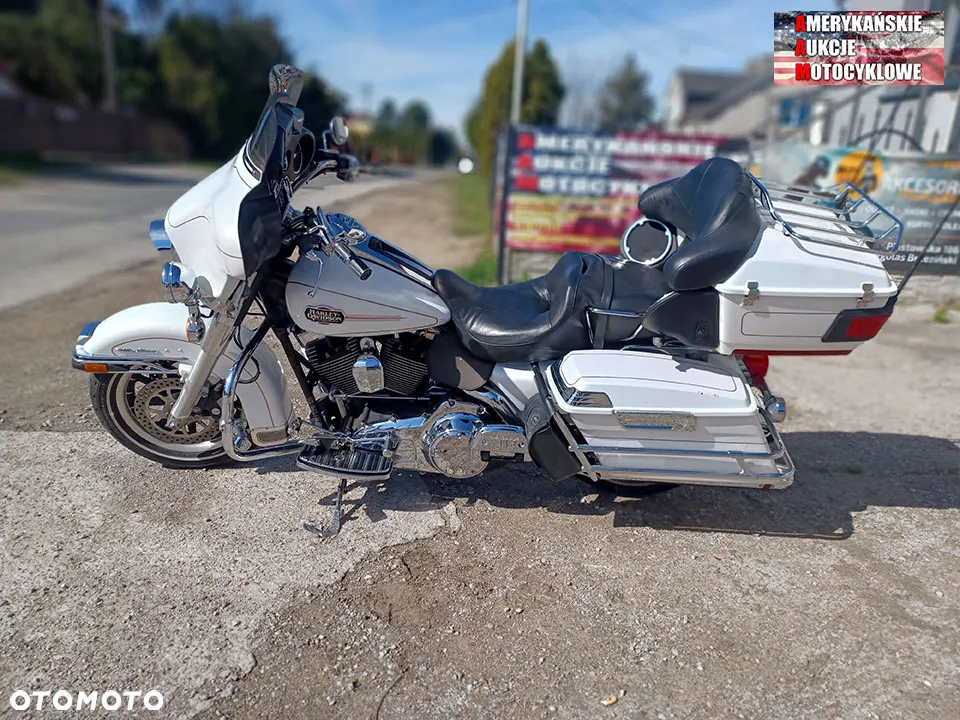 Harley-Davidson FLHTCU Ultra - 5