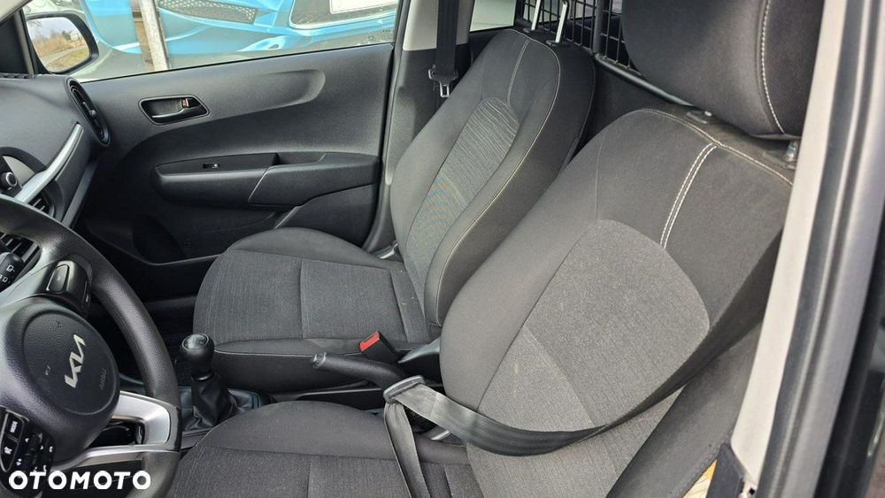 Kia Picanto - 10