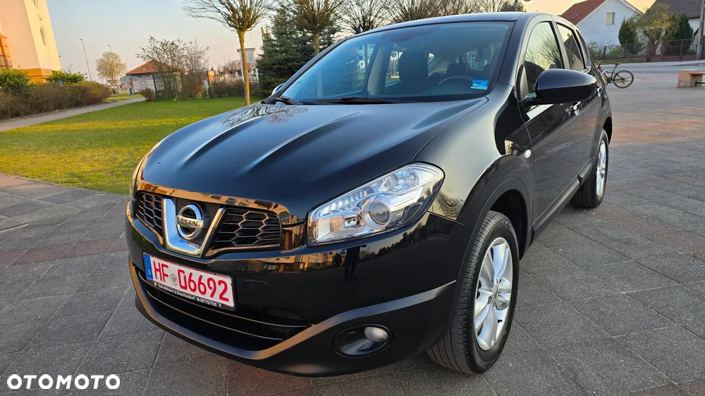 Nissan Qashqai - 1