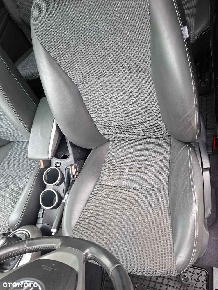 Toyota Verso 1.8 5-Sitzer Executive - 14