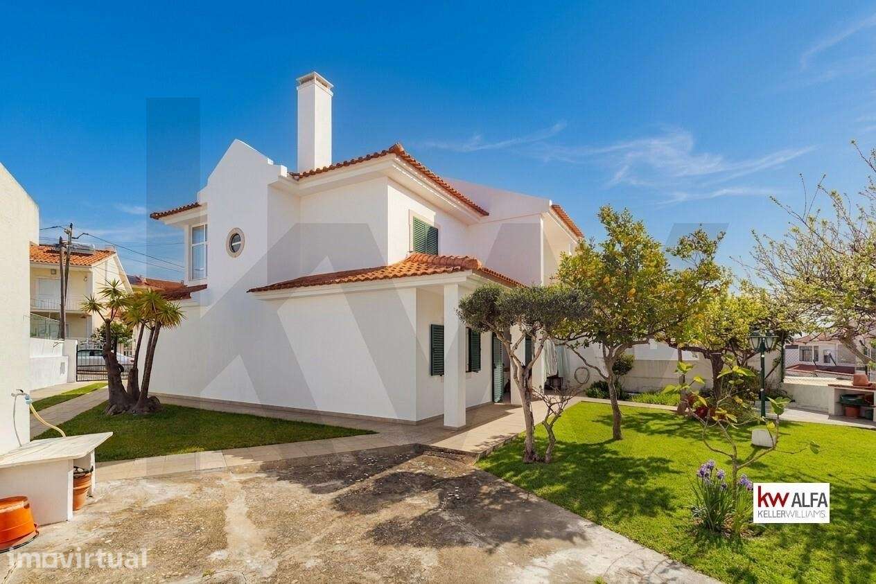 Moradia T5 com jardim 400 m2 | Feijó | O equilíbrio perfeito entre cid - Grande imagem: 2/22