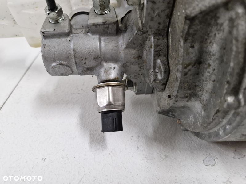 NISSAN LEAF I 1 ZE0 SERWO POMPA HAMULCOWA EAC1035-04A 4NR0C - 12