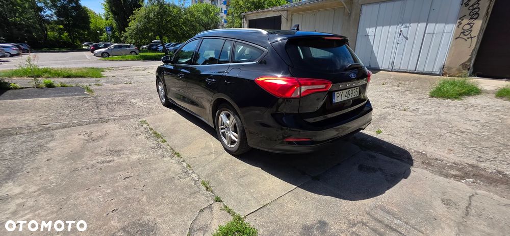 Ford Focus 1.0 EcoBoost Trend Edition Business - 2