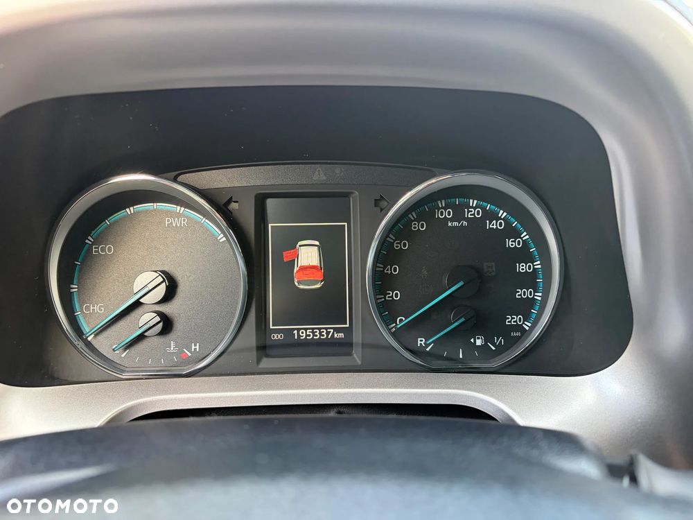 Toyota RAV4 Hybrid Premium 4x2 - 21